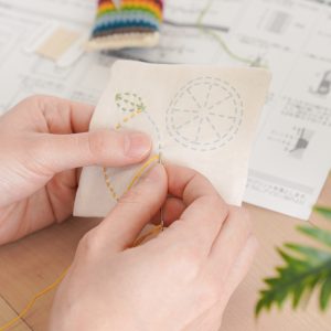 刺し子キットでコースターを作る