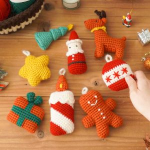 期間限定編み物キット。あみぐるみが届ける、ほっこりクリスマス。
