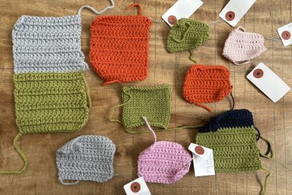 スタッフの私これ編んでます